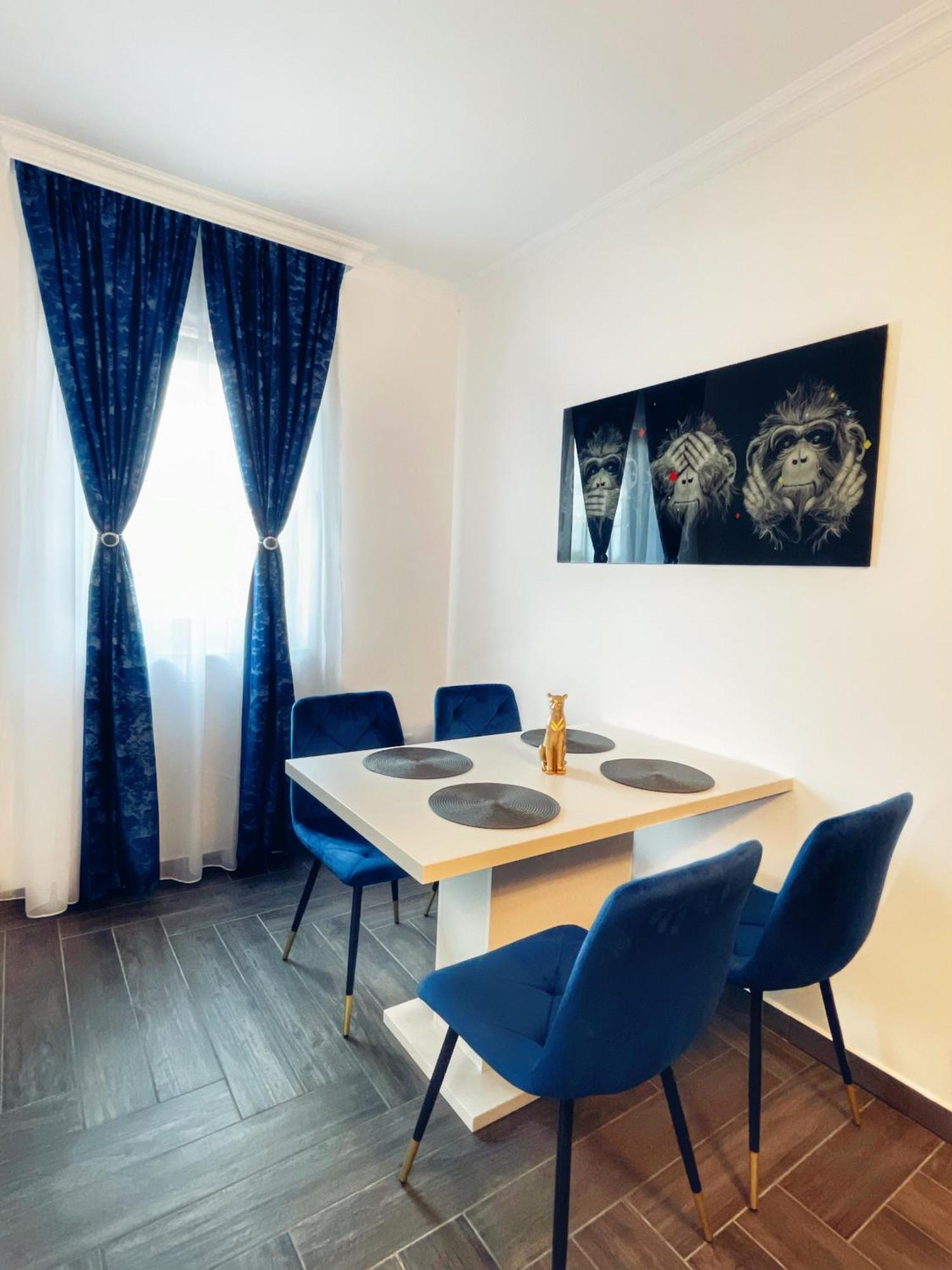 Rv Premium Apartments อาราด ภายนอก รูปภาพ